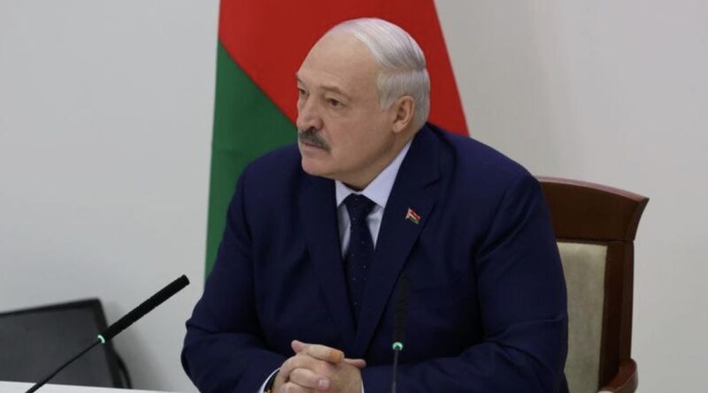 Лукашенко та Трамп провели телефонну розмову: деталі