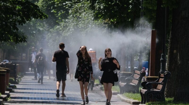 Розжарить до +29 градусів: коли в Україну прийде справжня спека
